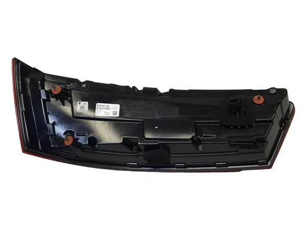 AUDI Q7 SQ7 Luz Trasera Derecha LED 4M0945094M image 2