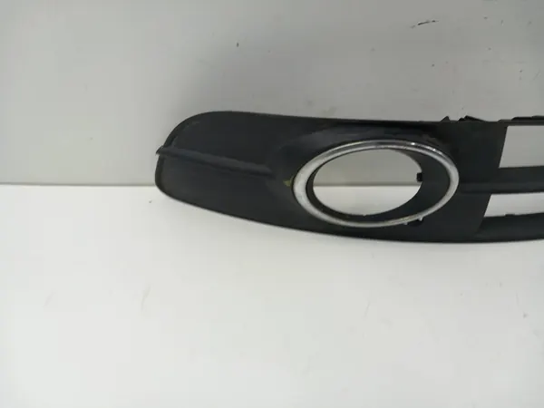 AUDI A6 C6 S-LINE Främre Höger Dimljusgaller 4F0807682Q image 4