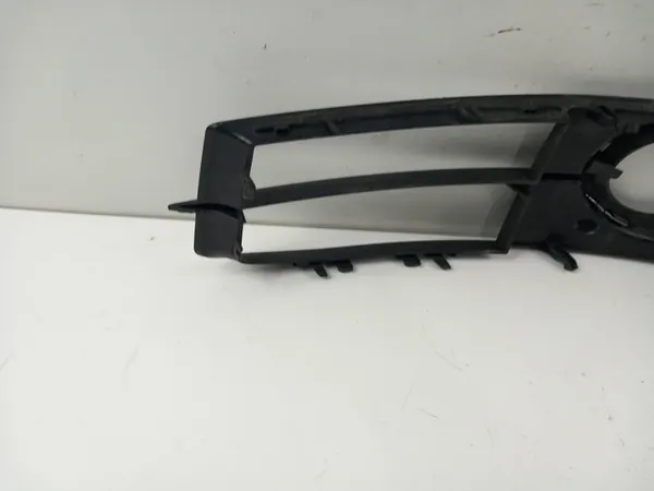 AUDI A6 C6 S-LINE Främre Höger Dimljusgaller 4F0807682Q image 7