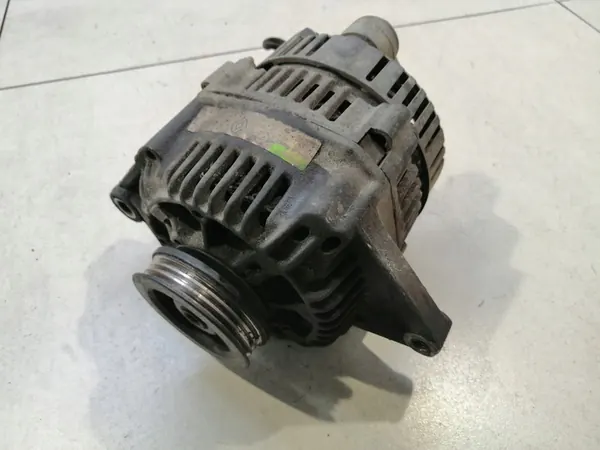 Alternaattori Megane I Coupe 1.6 8V image 4