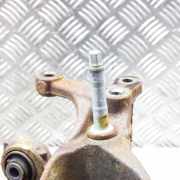 Toyota Camry VIII XV70 2019 Mozzo ruota posteriore destro image 7