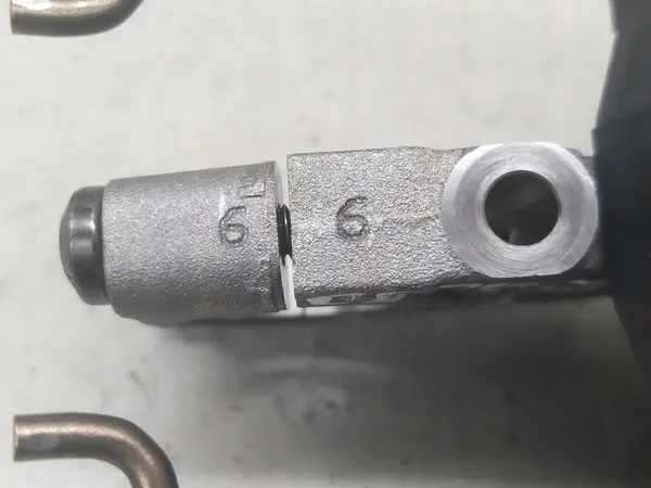 Rolamento de árvore de cames Citroen C5 1.6 THP OEM 8665774 image 7