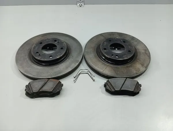 OEM HYUNDAI KONA 1.6 T-GDI 305MM etujarrurattaat & -levyt image 2