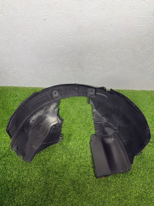 Oikea Etulokasuoja Opel Corsa E OEM image 2