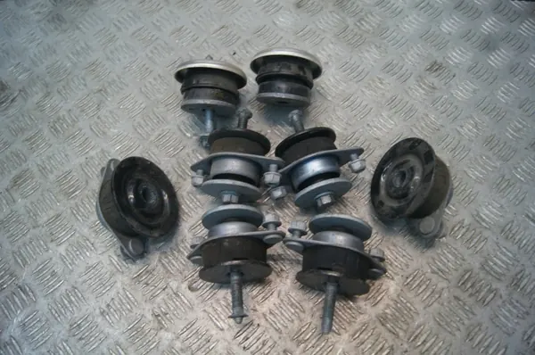 Silentblocks suspensão cabine Jeep Wrangler JL OEM image 6