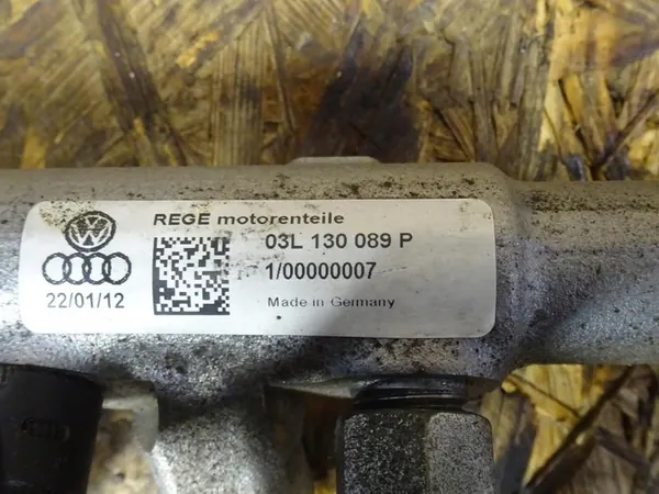 A3 8P GOLF VI 2.0 TDI Rampe de carburant 03L130089P image 3
