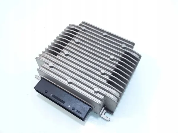 Tesla OEM 1004833-10-A-03 Ampli Audio Model S 12-16 image 2