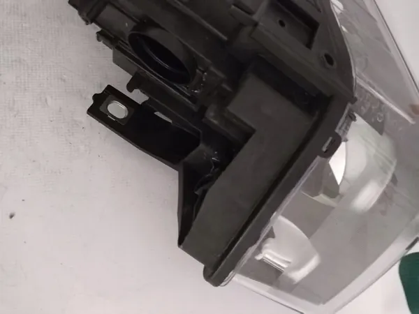 Faros Derecho Audi Q3 11-14 Xenón 8U0941044 image 5