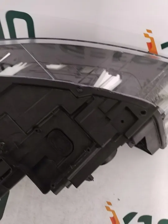 Faros Derecho Audi Q3 11-14 Xenón 8U0941044 image 9