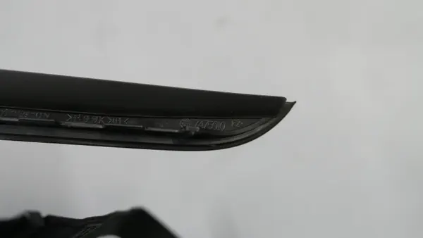 BMW G22 7475010 Front rechts Fensterleiste image 8