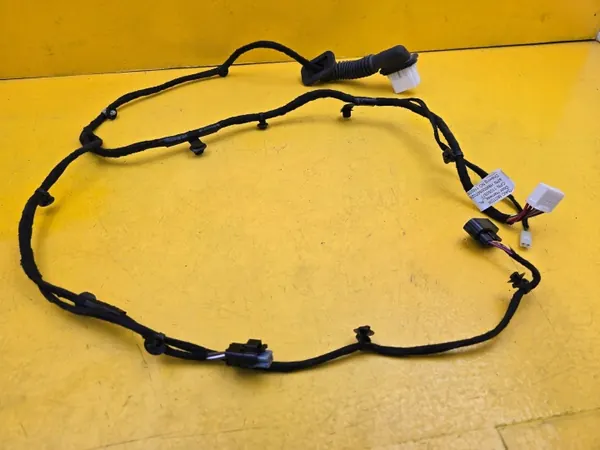 MG ZS Oviopastus OEM 11050977 Vasen Taka image 2