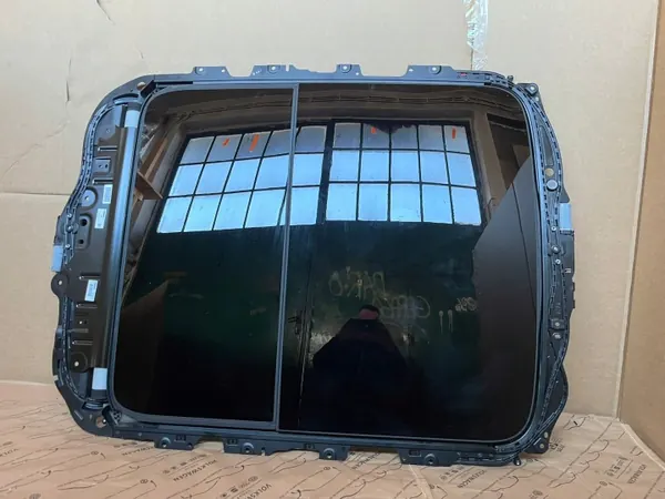 Teto Panorâmico Audi Q3 83A OEM 3G5877795 - 2020 image 2