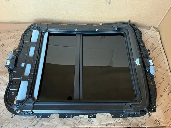 Teto Panorâmico Audi Q3 83A OEM 3G5877795 - 2020 image 4