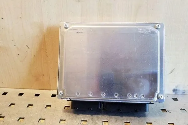 Módulo de suspensão ativa VW PHAETON 3D0907553C image 2