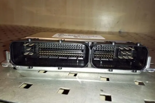 Módulo de suspensão ativa VW PHAETON 3D0907553C image 3