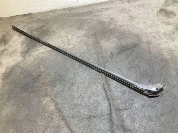 Junta de parabrisas izquierda usada OEM para Discovery Sport L550 image 4