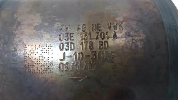 VW Polo 6R 1.2 12V Katalysator OEM 03E131701A image 4
