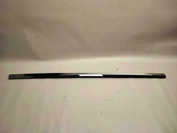 Tesla Model X Coupe Glasleiste Rechte Seite OEM 1032173 image 2