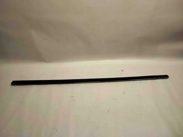 Tesla Model X Coupe Glasleiste Rechte Seite OEM 1032173 image 9