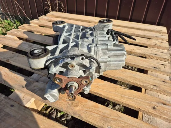 Achterdifferentieel Haldex VW T-Roc R 0CQ525010 image 4