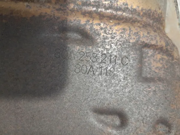 Audi Q5 II Schalldämpfer OEM 80A253211C image 4