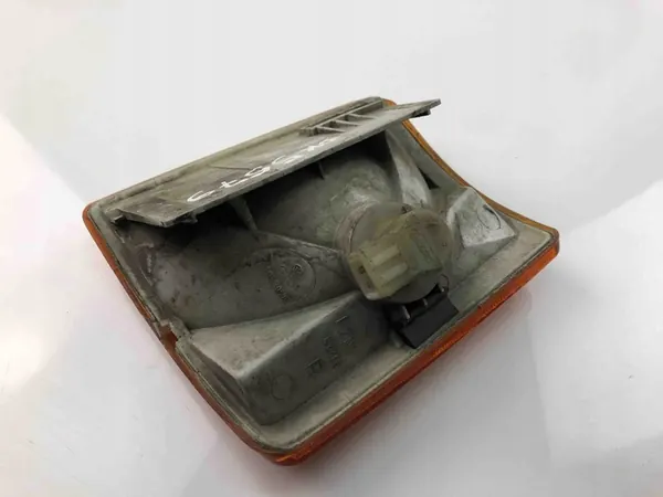 Indicador Esquerdo VW Transporter IV Flatbed 701953050B image 4