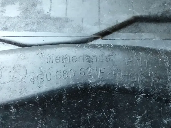 OEM 4G0863821F Moottorin alapeite Audi A6 C7 image 10