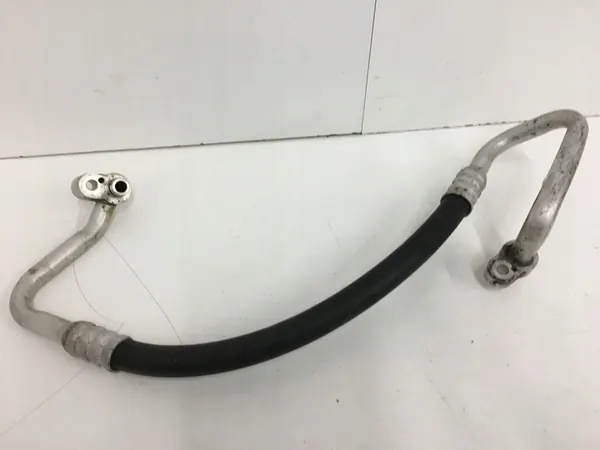 Ilmastointiletkut - Audi A1 IBIZA IV FABIA II RAPID 1.2 TSI 6R0820721G image 2