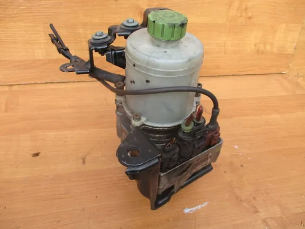 Bomba de direção assistida KOYO VW Polo Skoda Fabia Seat Ibiza image 10