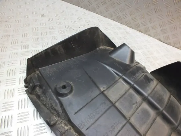Mazda 3 III BM Arco de Rueda Trasero Derecho OEM BHN950351 image 4