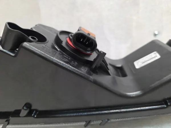 VW TIGUAN II 5NA 2016- Lâmpada Halógena Direita image 7