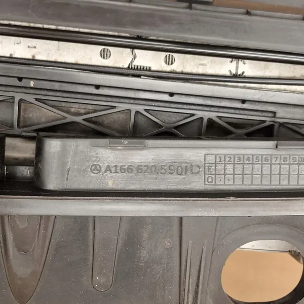 Voorversterking Mercedes ML GLE GL GLS W166 X166 63AMG image 7