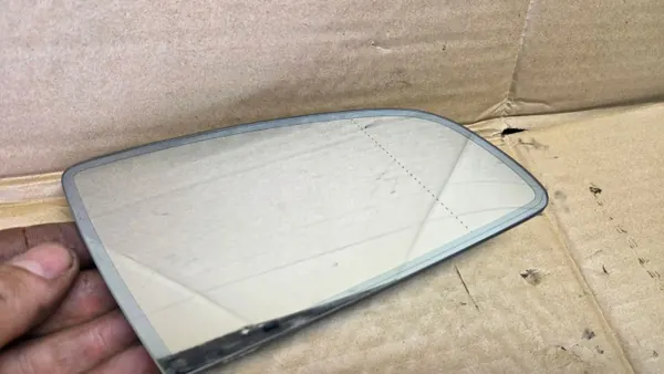 OEM 8E0857536AC Oikea peililasi Audi A6 C6 image 2