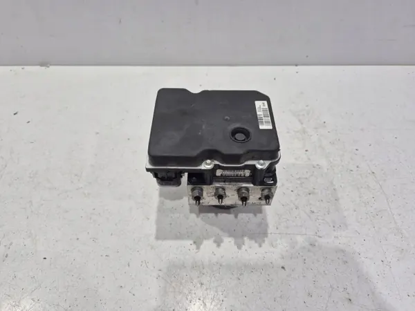 Pompe ABS OEM 9677024880 pour Citroen C4 II 2.0 image 2