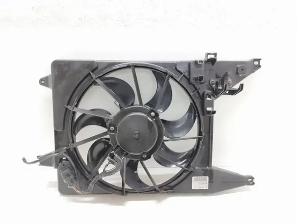 Dacia Tuuletin OEM 8200765566B Sandero 1.0/1.4 image 2