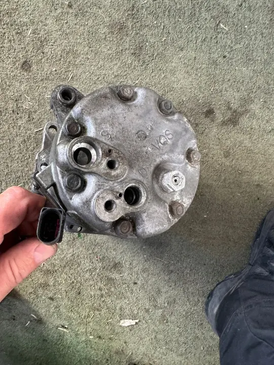 Compresseur de climatisation T5 LIFT VW image 5