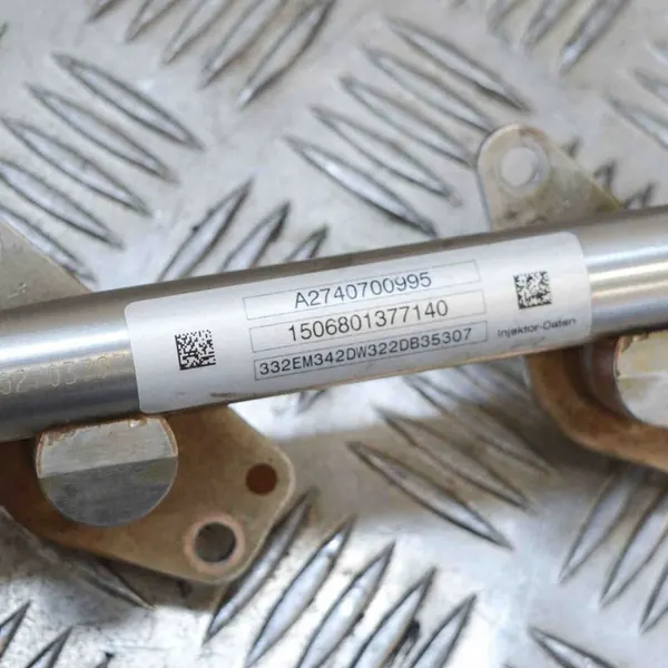 Brandstofrail Mercedes-Benz C (W205) A2740700995 image 10