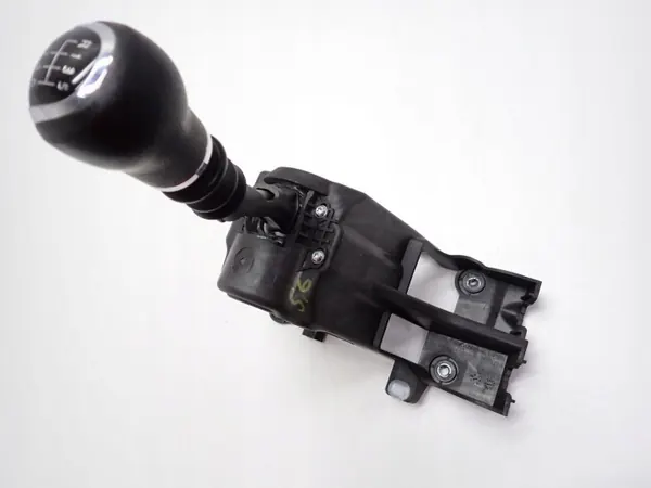 Pomo de cambios OEM 34101-3ZV0A para Nissan Pulsar C13 image 4