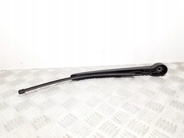 Volkswagen Tiguan 2021 Rear Wiper Arm image 2
