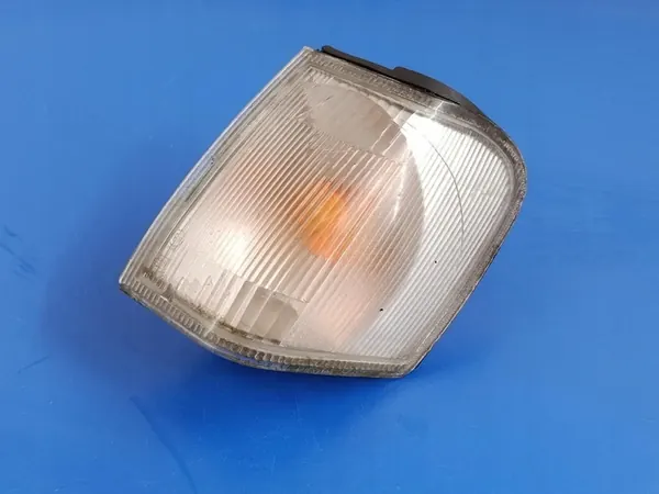 Indicateur Avant Gauche Polonez Caro Original FSO image 1