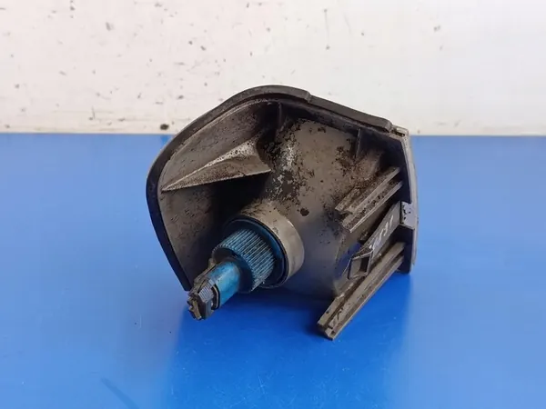 Indicateur Avant Gauche Polonez Caro Original FSO image 3