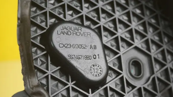 OEM CX23-6G052-AB Couvre-culbuteur Land Rover 2.2D image 3
