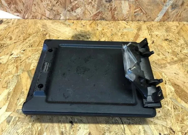 Accoudoir central BMW 5 E39 OEM 8196936 - Noir image 3