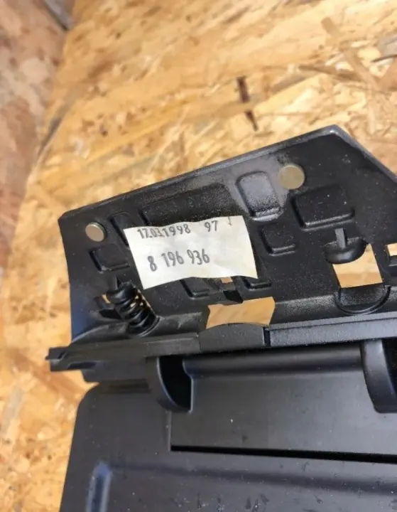 Accoudoir central BMW 5 E39 OEM 8196936 - Noir image 4