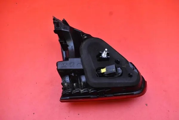 Luz Trasera Derecha 9814757280 Peugeot 2008 2017-2020 image 2