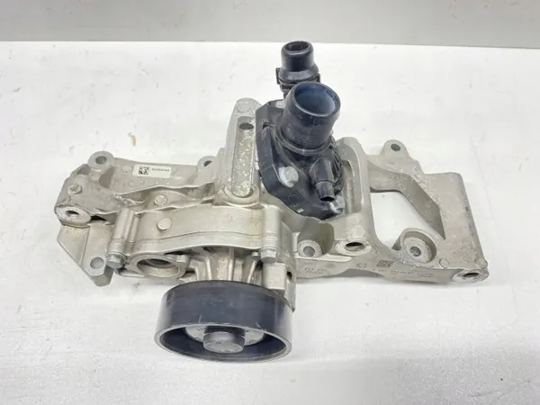 Bomba de água com termóstato OEM 8601366 para BMW image 6