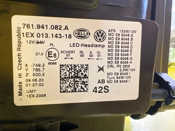 Farol Direito Full LED Matrix VW Touareg III 761941082A image 4