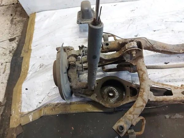 Travesaño Suspensión Trasera OEM 1K0505315AQ VW Golf V image 10