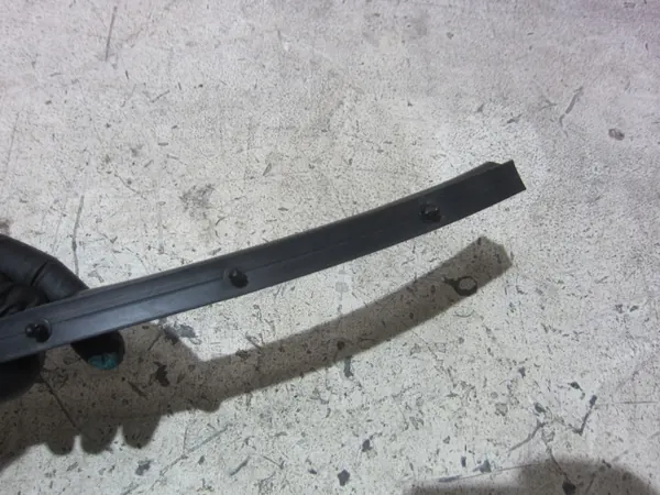 Junta do capô motor BMW X3 G01 X4 G02 OEM 51767397485 image 7