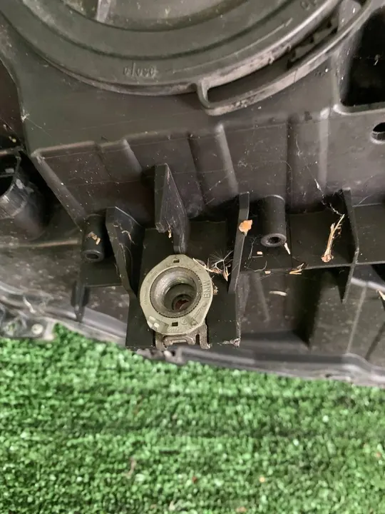 Farol dianteiro esquerdo BMW 3 F30 F35 F31 OEM 7211100000 image 7